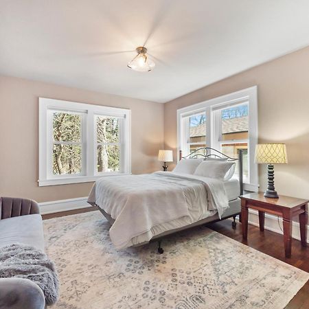 Spanish Charm 4Bed/3Bath Waupaca 外观 照片